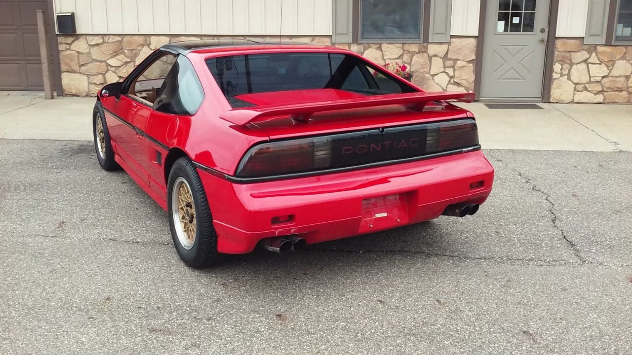 1988 Pontiac Fiero GT