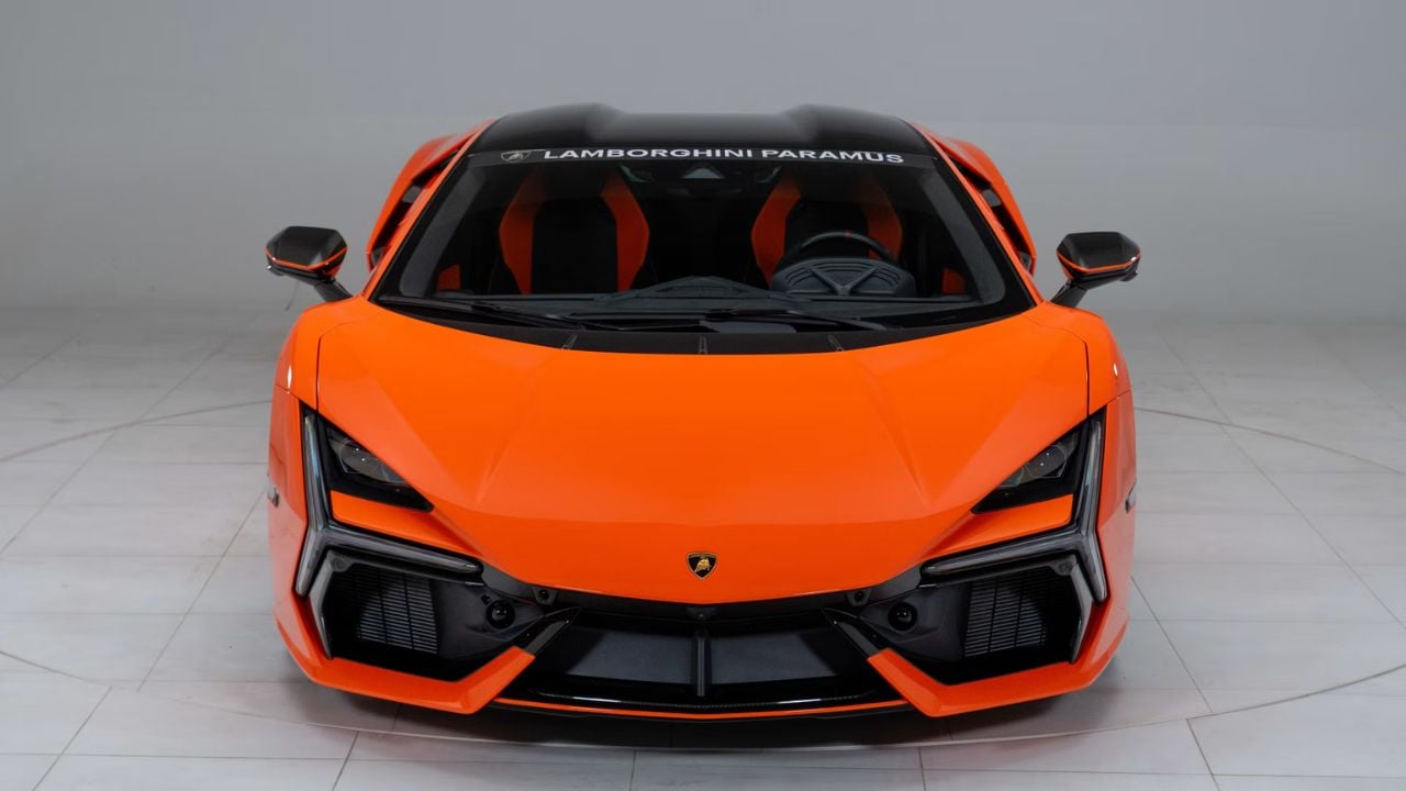 2024 Lamborghini Revuelto