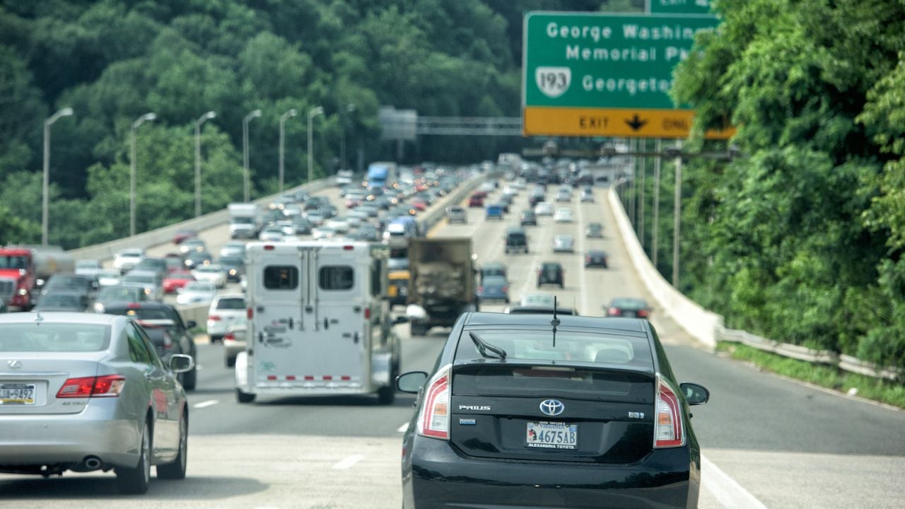 WASHINGTON, USA JUNE, 22 2015 Maryland to Washington heavy car traffic Congested highway