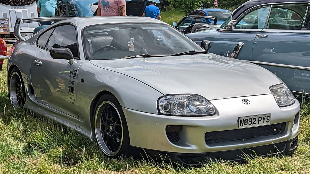 Toyota Supra Turbo (A80)
