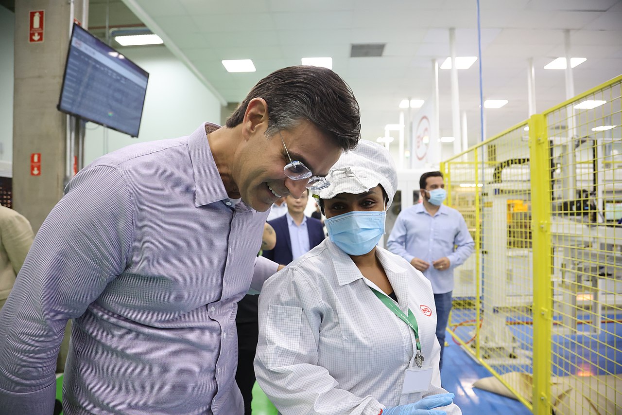 BYD Brazil factory visit by the governor.