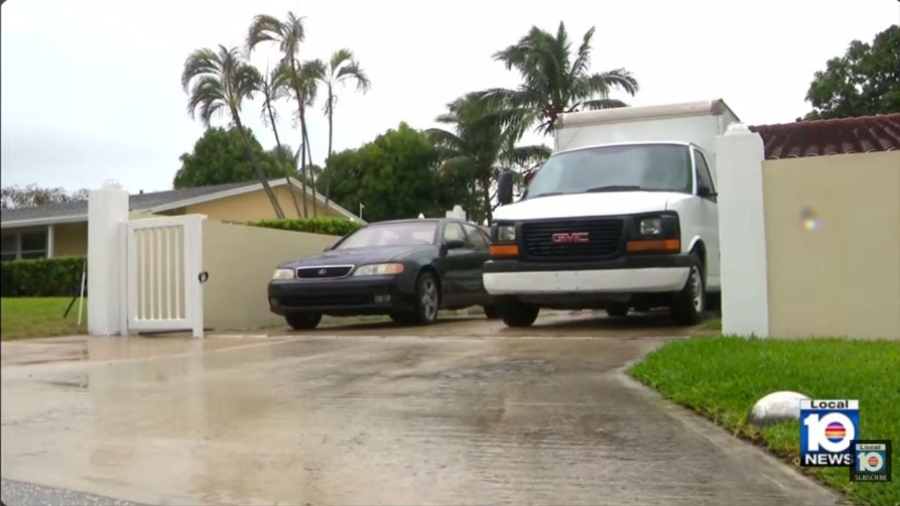 Parked for 45 Years, Now Facing Fines: A Work Truck Dispute Heads to Court.