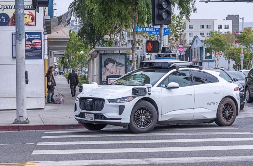 Waymo taxi