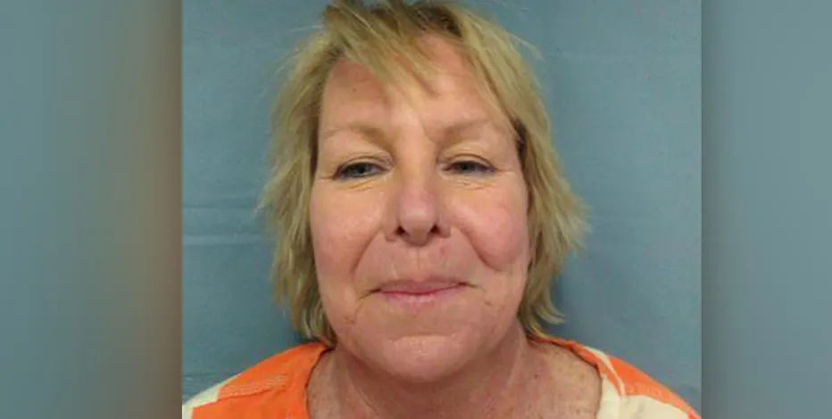 woman arrested throwing toddler