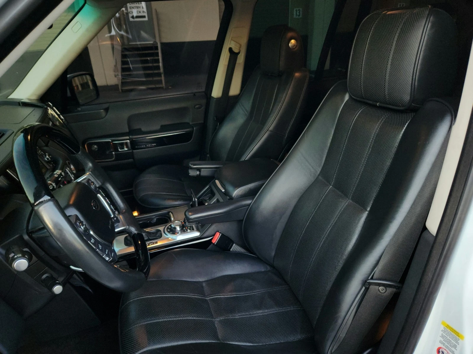 2012 Land Rover Range Rover Supercharged 1