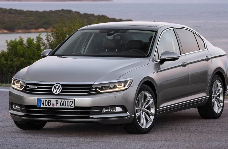 2015 Volkswagen Passat.