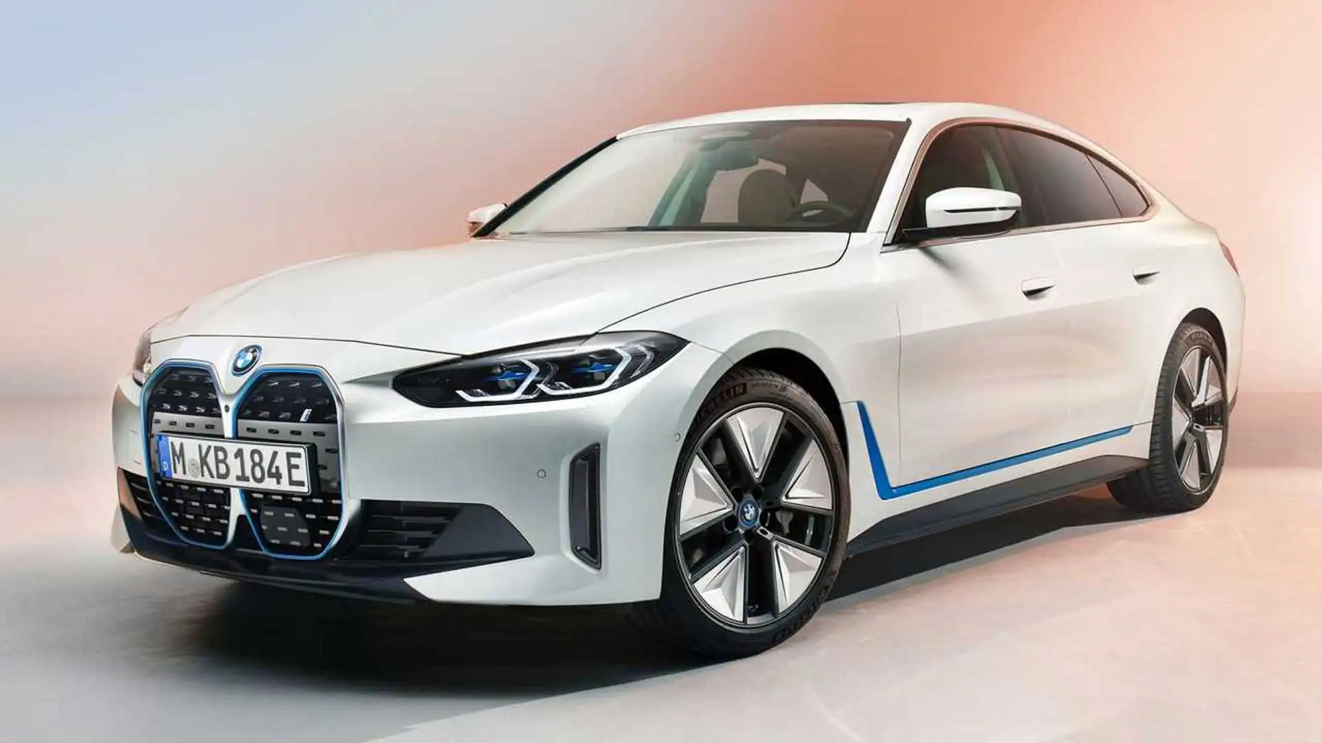 2022 BMW i4 Front View