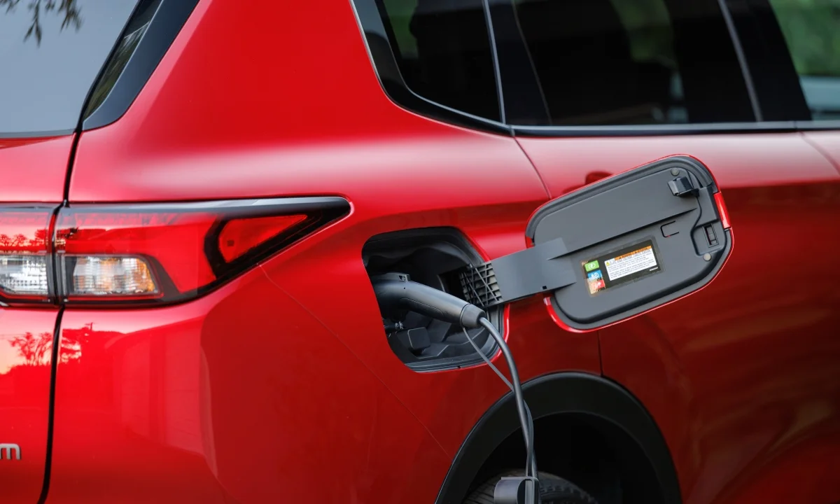 2026 Nissan Rogue Plug-in Hybrid-11-14