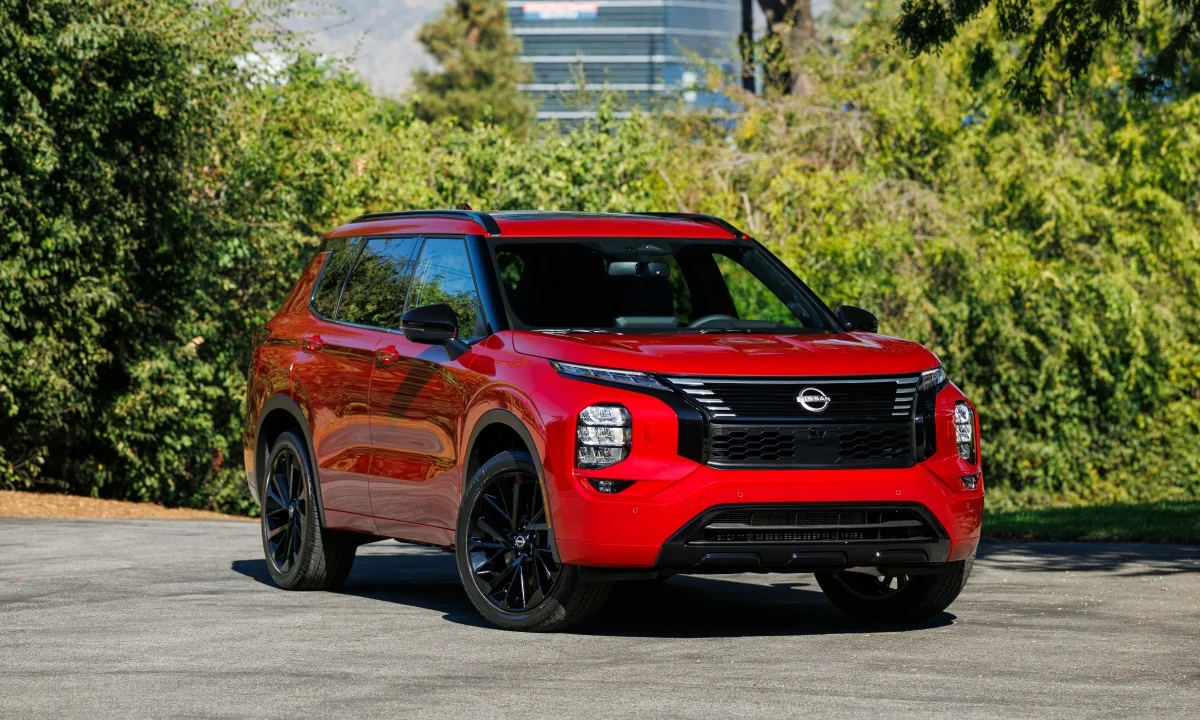 2026 Nissan Rogue Plug-in Hybrid-11-3