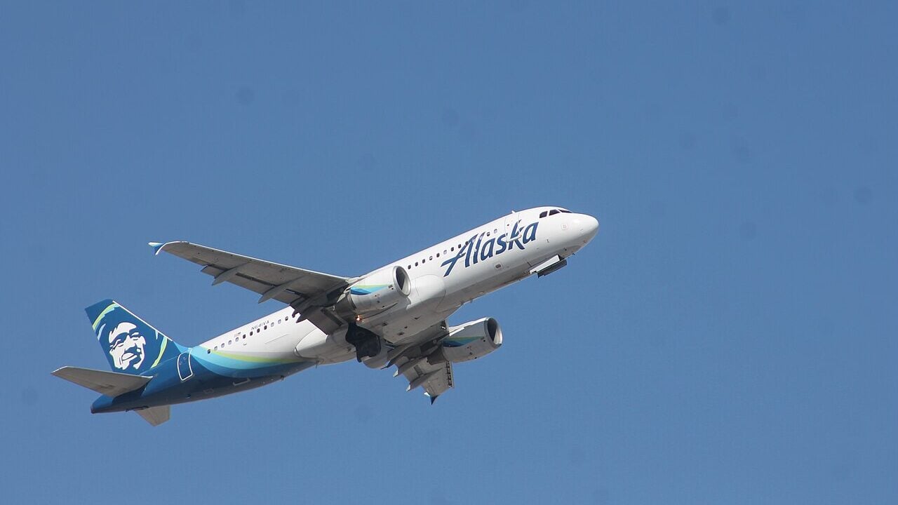 N641VA, an Airbus A320, of Alaska Airlines taking off from Mccarran International Airport in Las Vegas, Nevada.