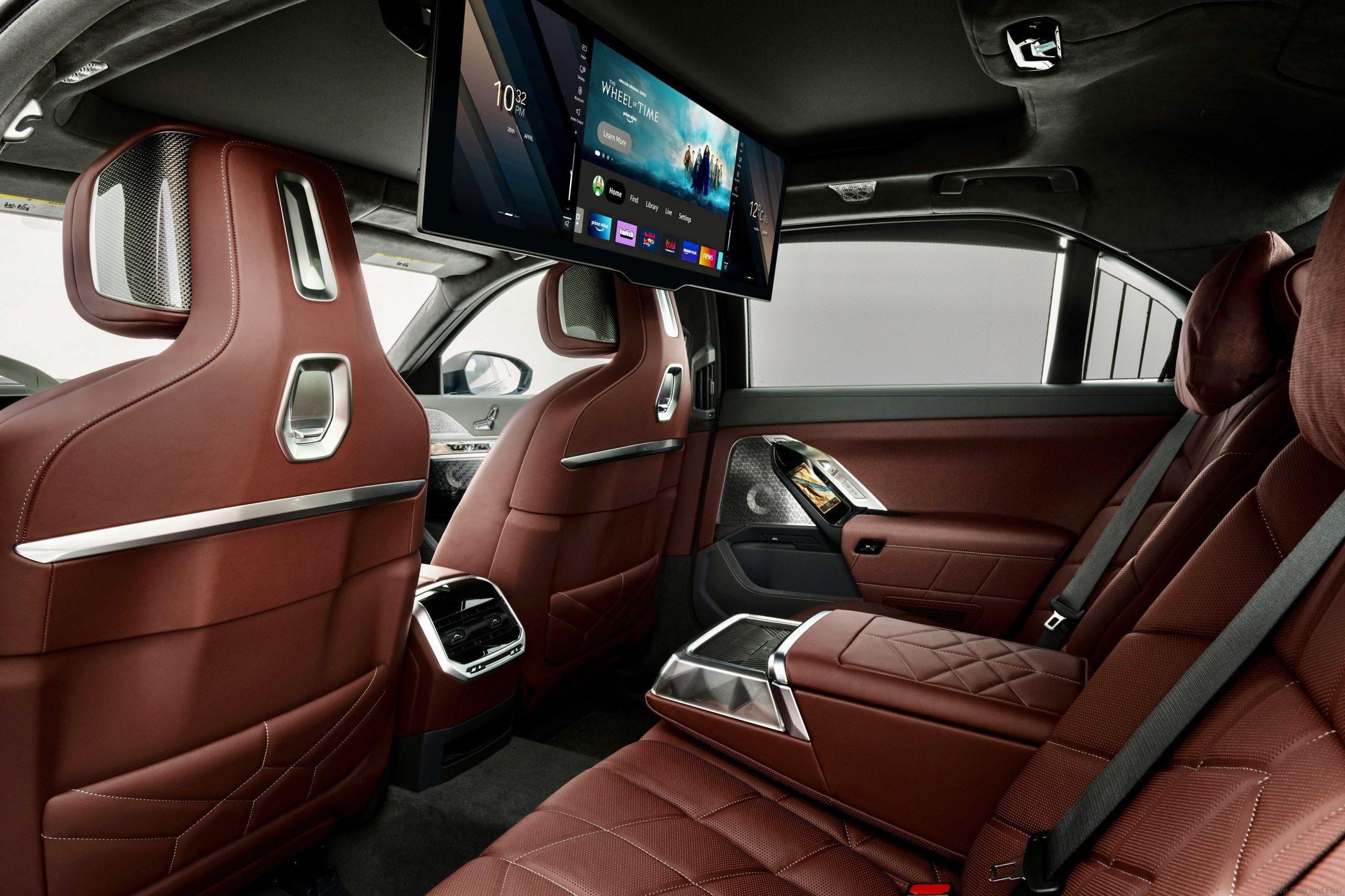 BMW 7i Cabin 2112 scaled 1