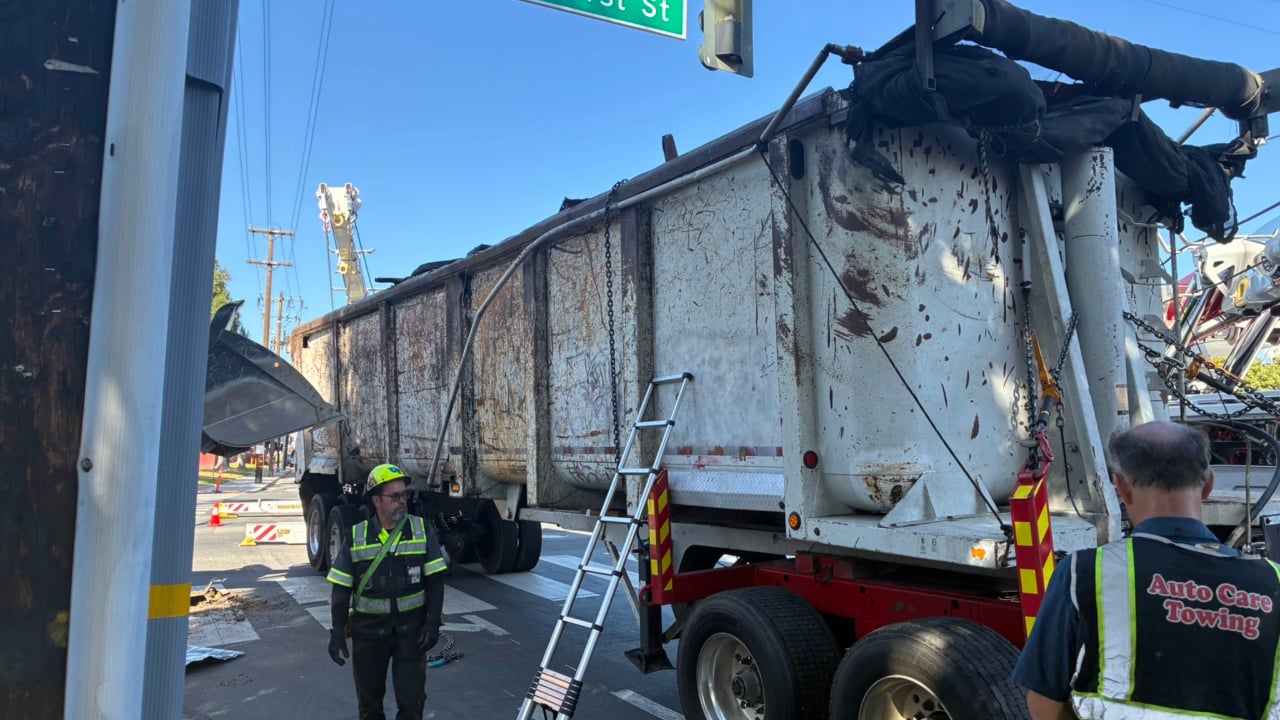 Semi Truck causes San Jose power outage