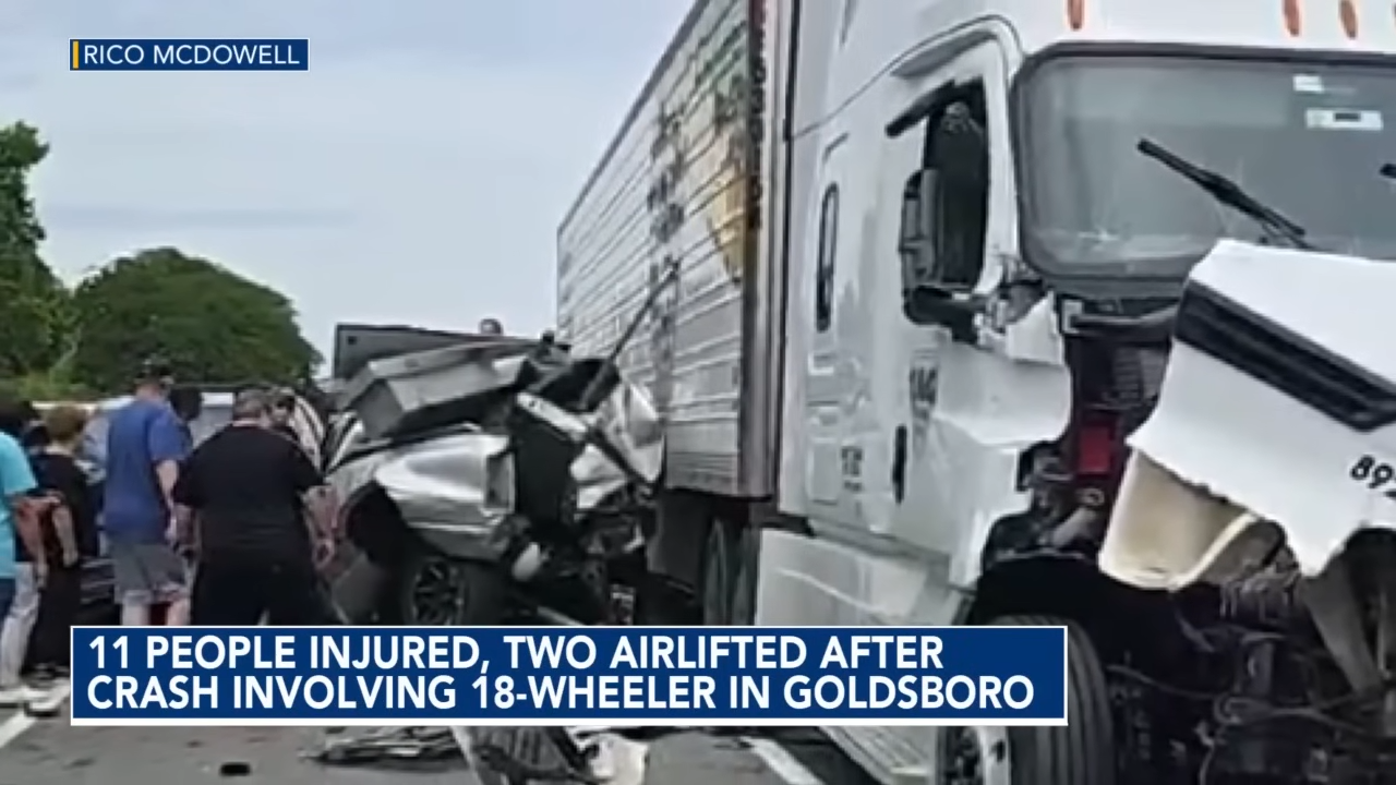 tractor trailer crash