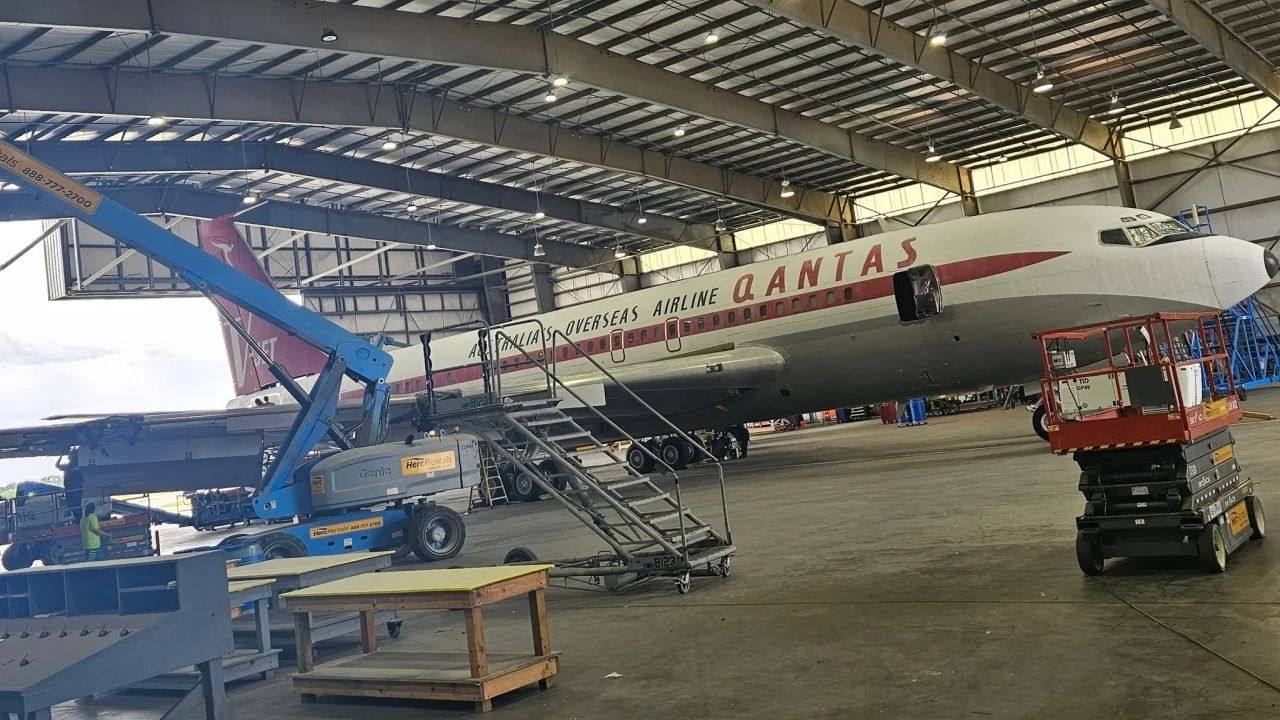 John Travolta Boeing 707 HARS