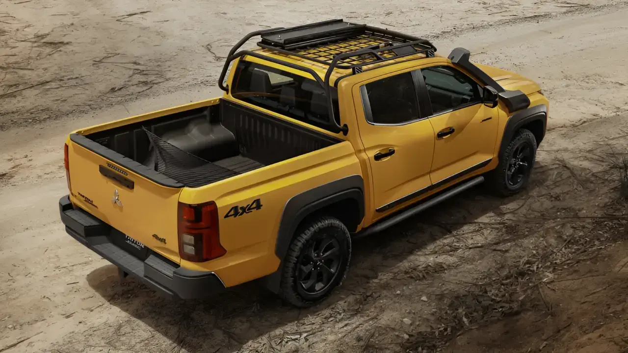 Mitsubishi Triton.