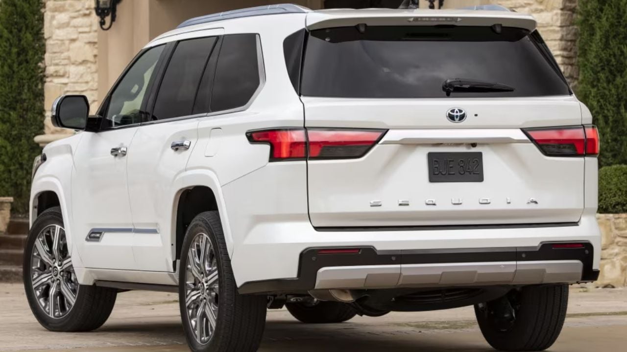Toyota Sequoia