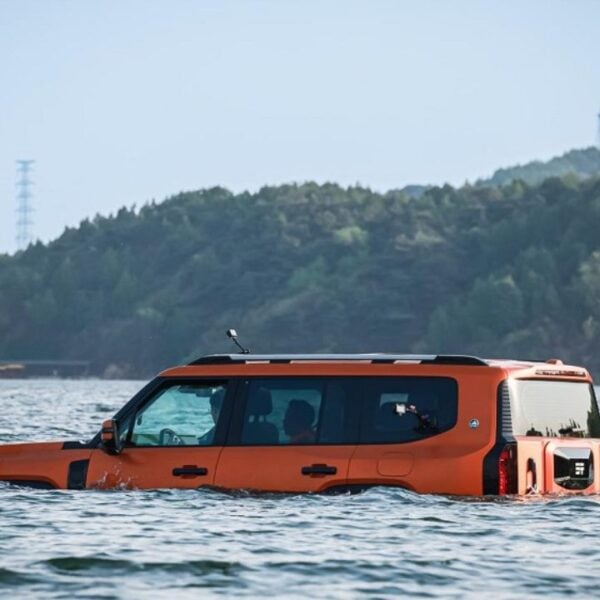 Jetour G700