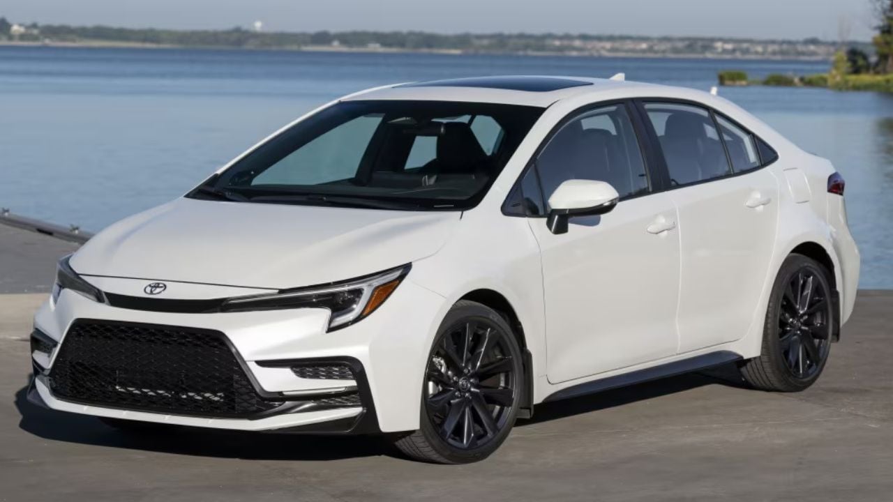 2026 Toyota Corolla SE