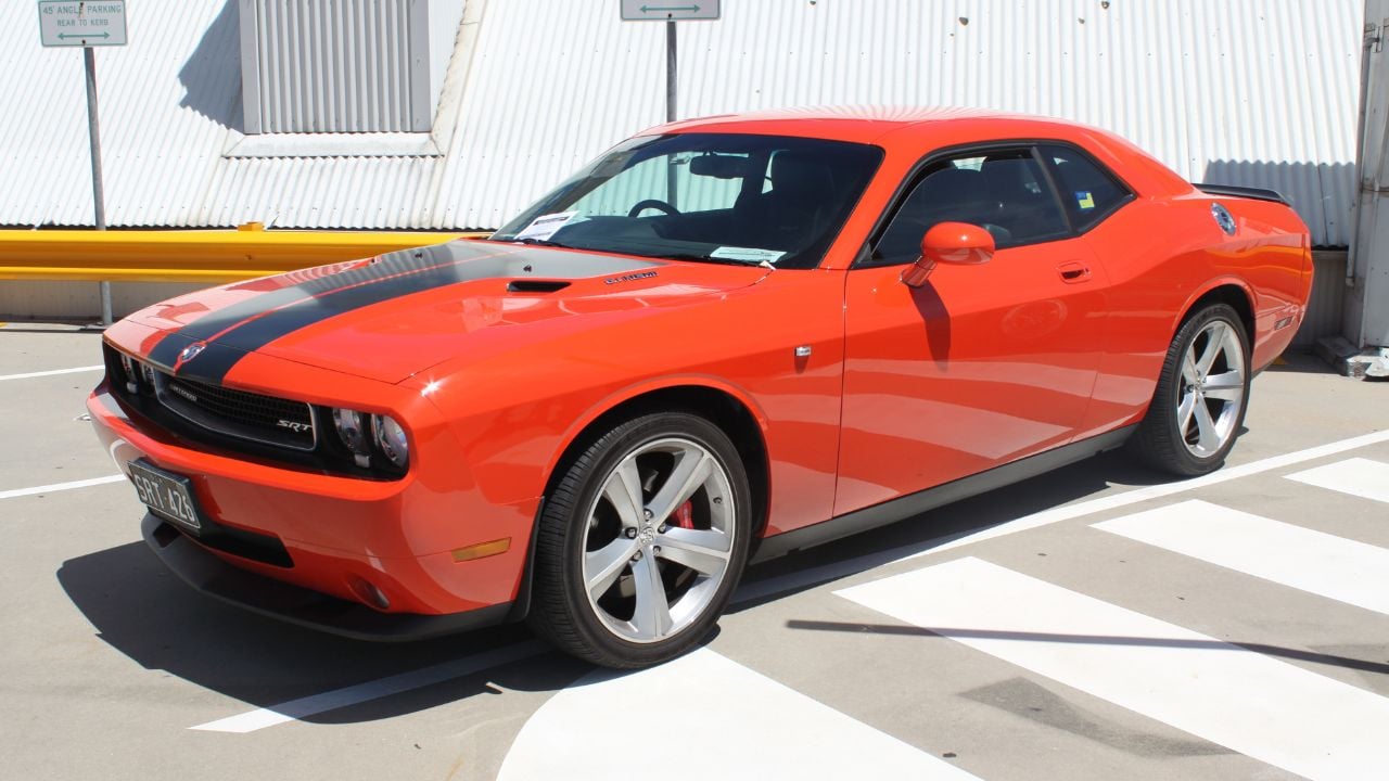 Dodge Challenger SRT8