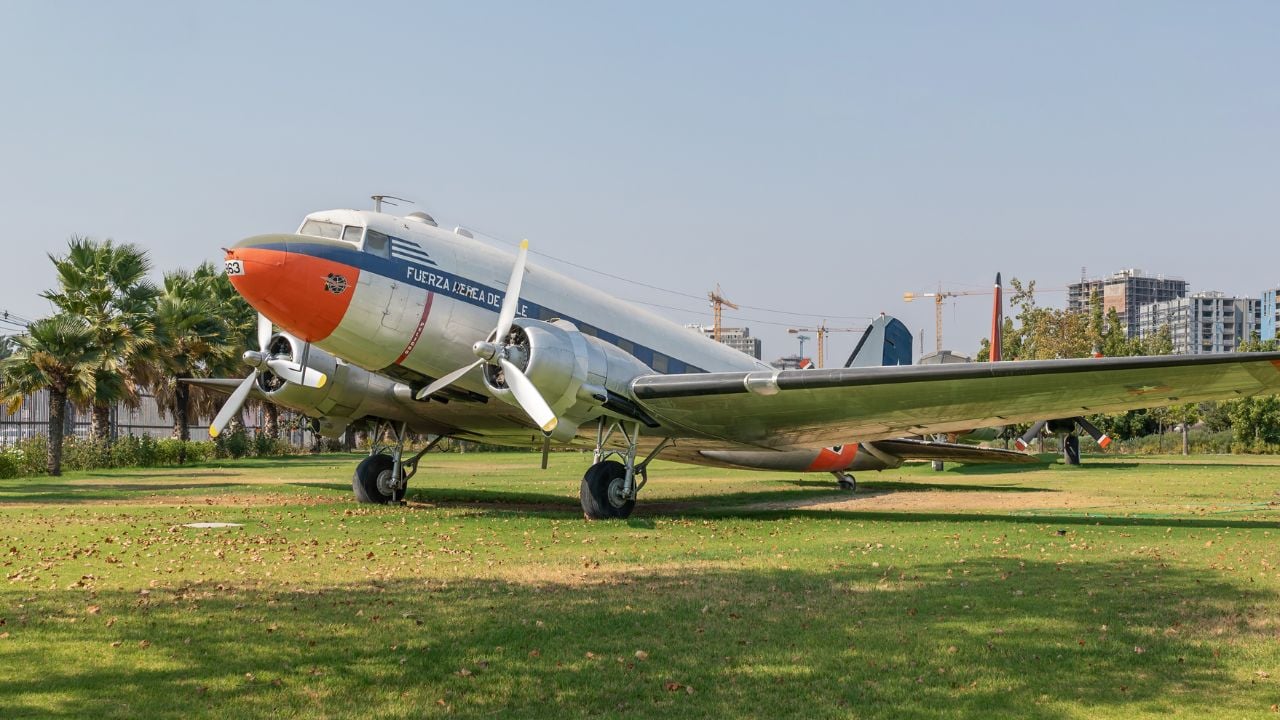 Douglas C-47 Skytrain
