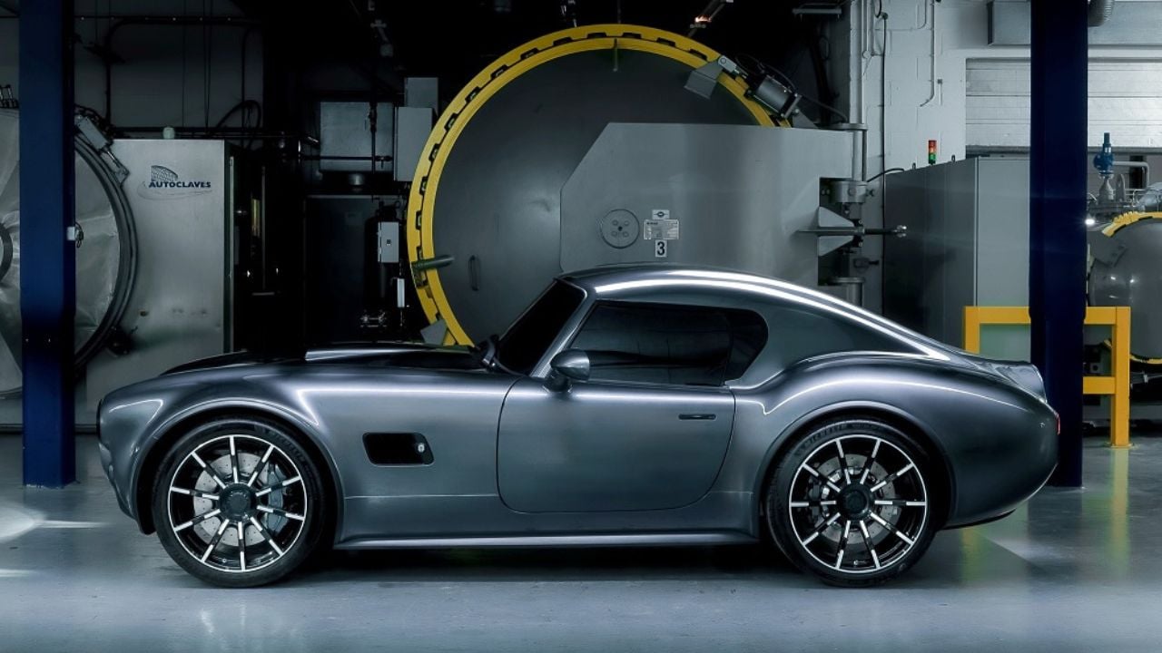 AC Cobra GT Coupe