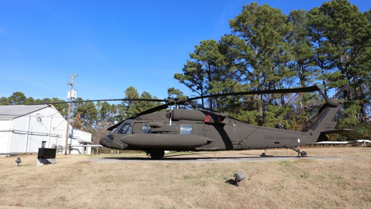 Sikorsky UH-60 Black Hawk