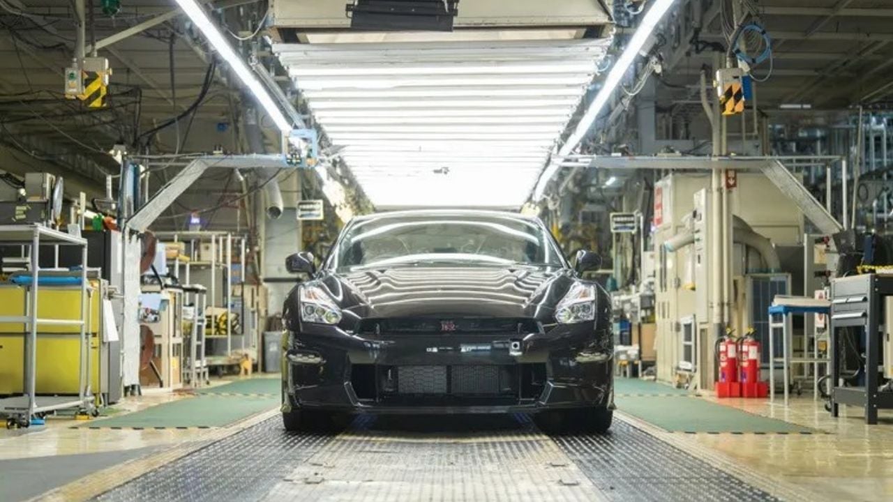Nissan GT-R In Factory