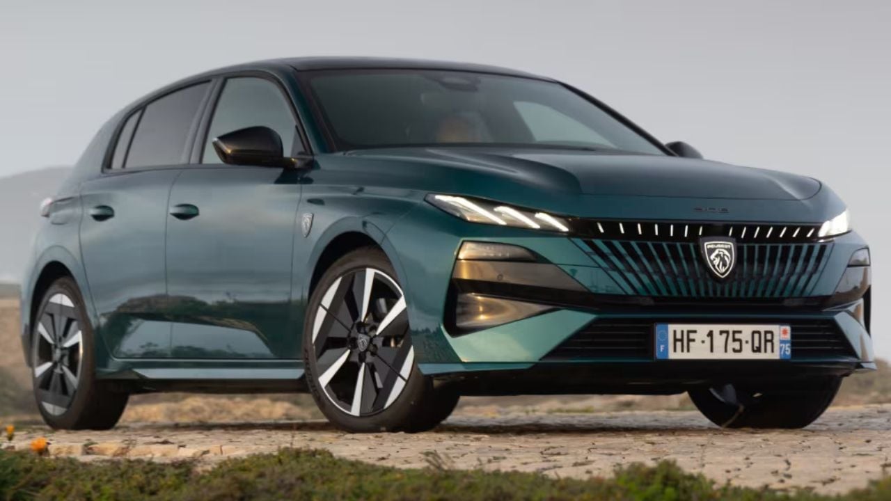 Peugeot E-308 GT