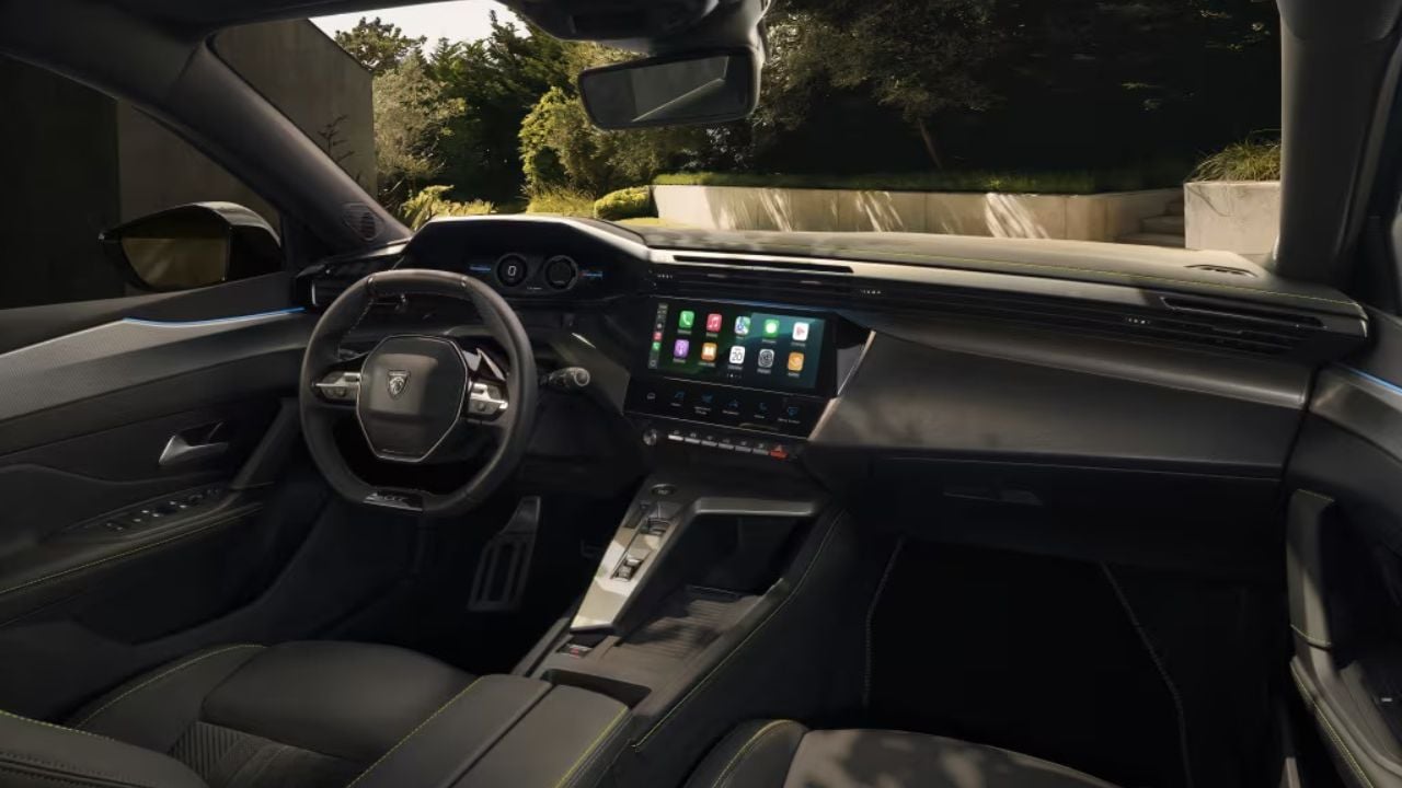 Peugeot E-308 GT