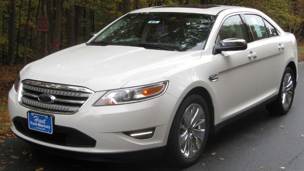 2010 Ford Taurus