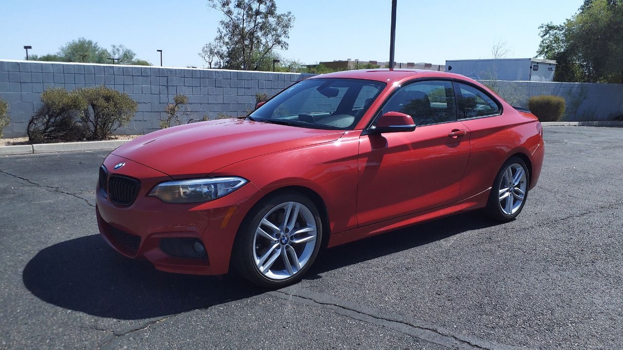 BMW 230i