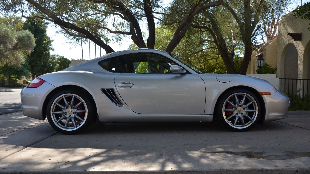 Porsche Cayman S