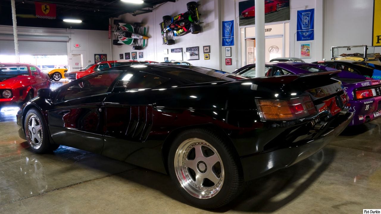 Cizeta V16T