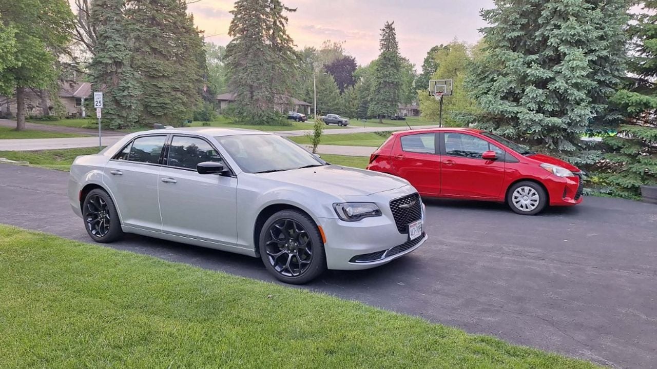 Chrysler 300 And Toyota Yaris