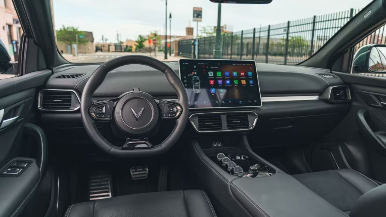 VinFast VF 8
