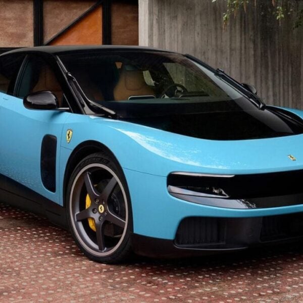 Ferrari Luce