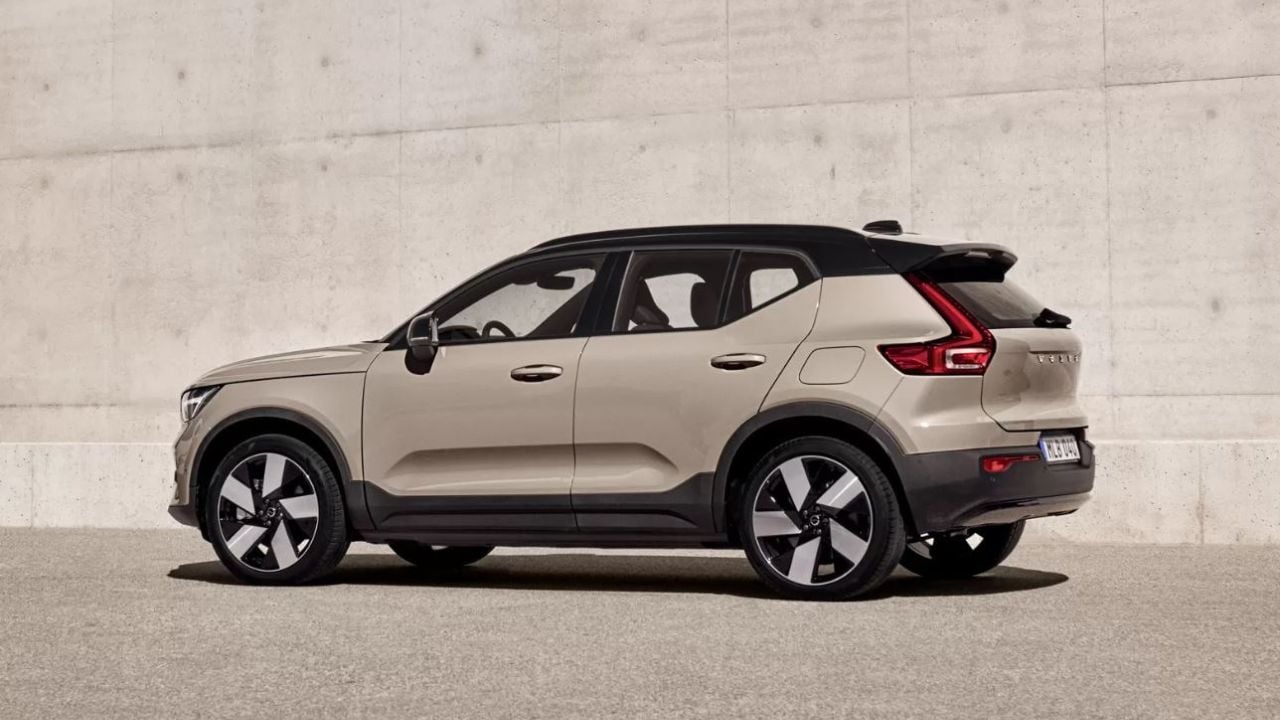 Volvo EX40