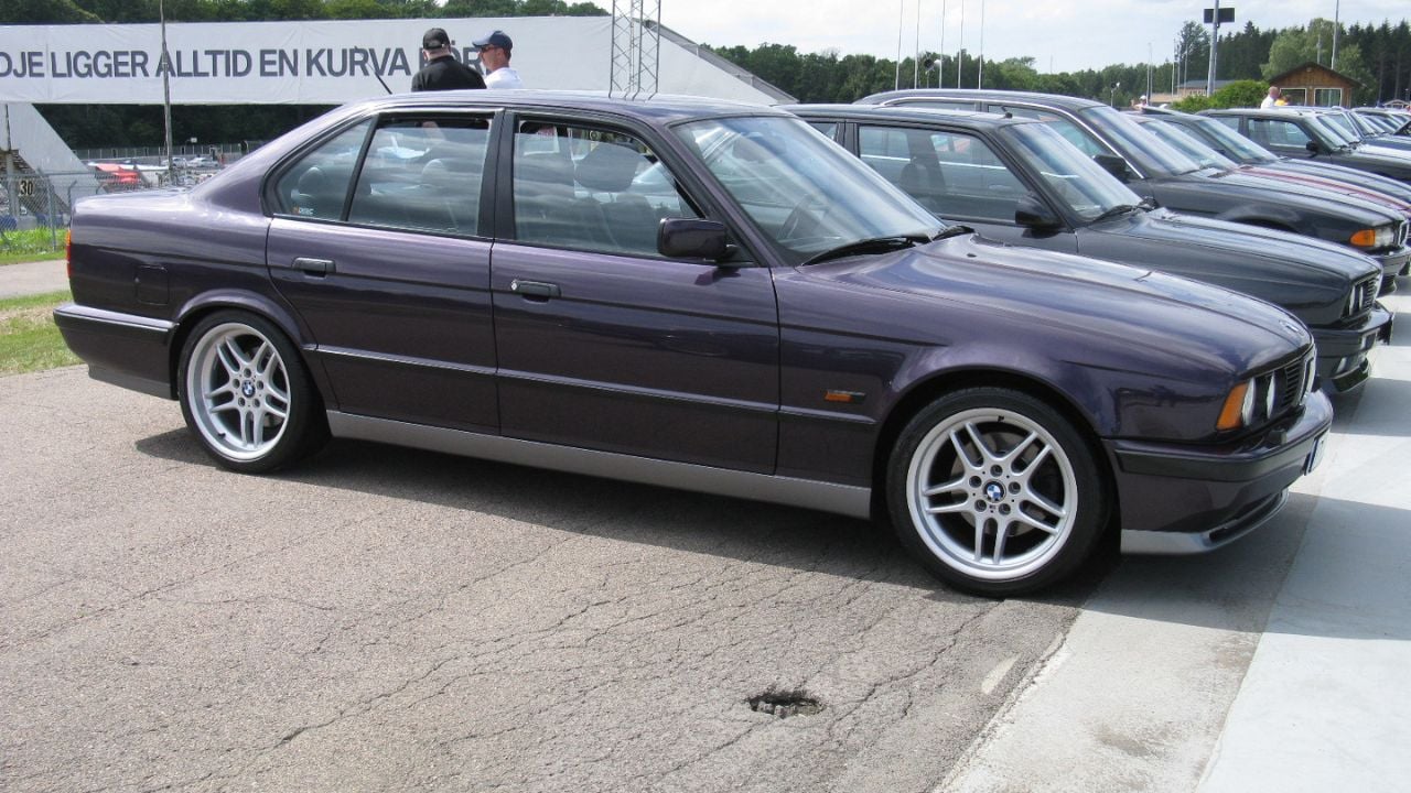BMW E34 M5 3.8