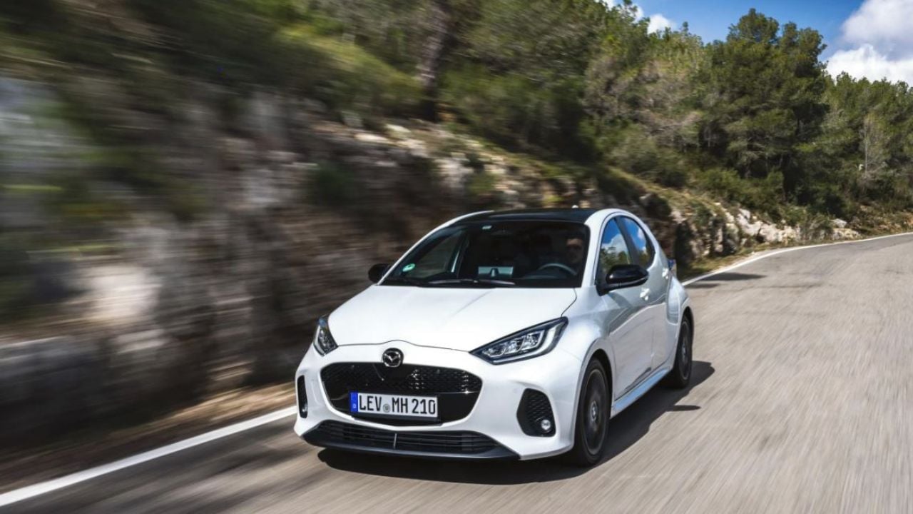 Mazda2 Hybrid