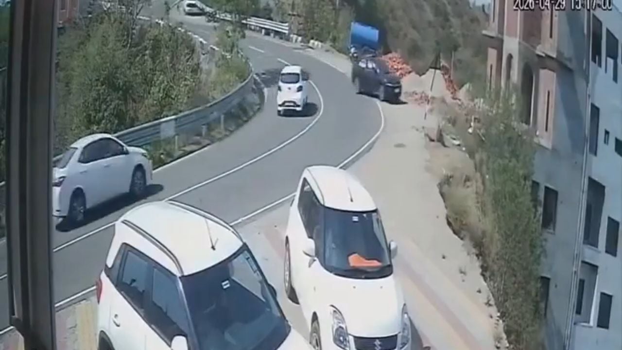 This viral clip should be a wake-up call for mountain roads everywhere.