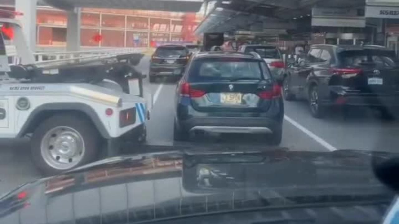 Don't Leave Your BMW at the JFK Curb. Not Even for 'Just a Minute.' These Tows Prove It.