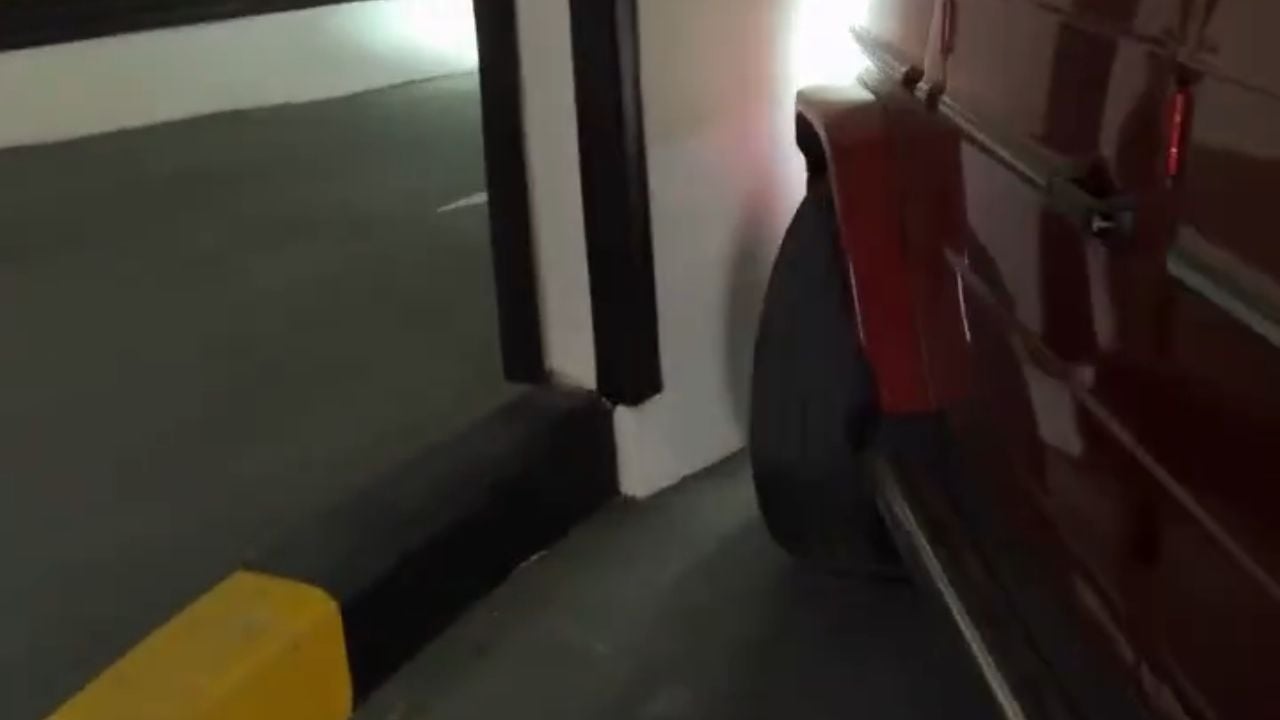 Viral G-Wagon Parking Fail Shows Why Big SUVs and Tight Garages Don’t Mix.