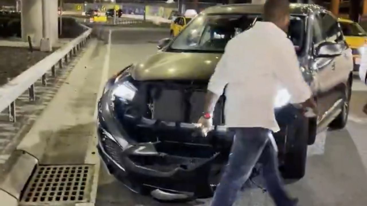 He Climbed Into His Infiniti While It Was Still on the Tow Truck. What Happened Next Was Pure Carnage.