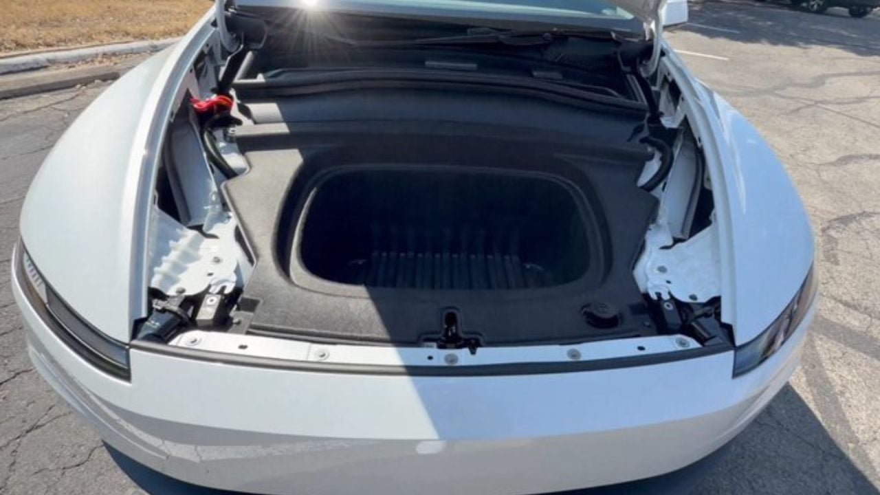 Tesla Model Y Juniper frunk.