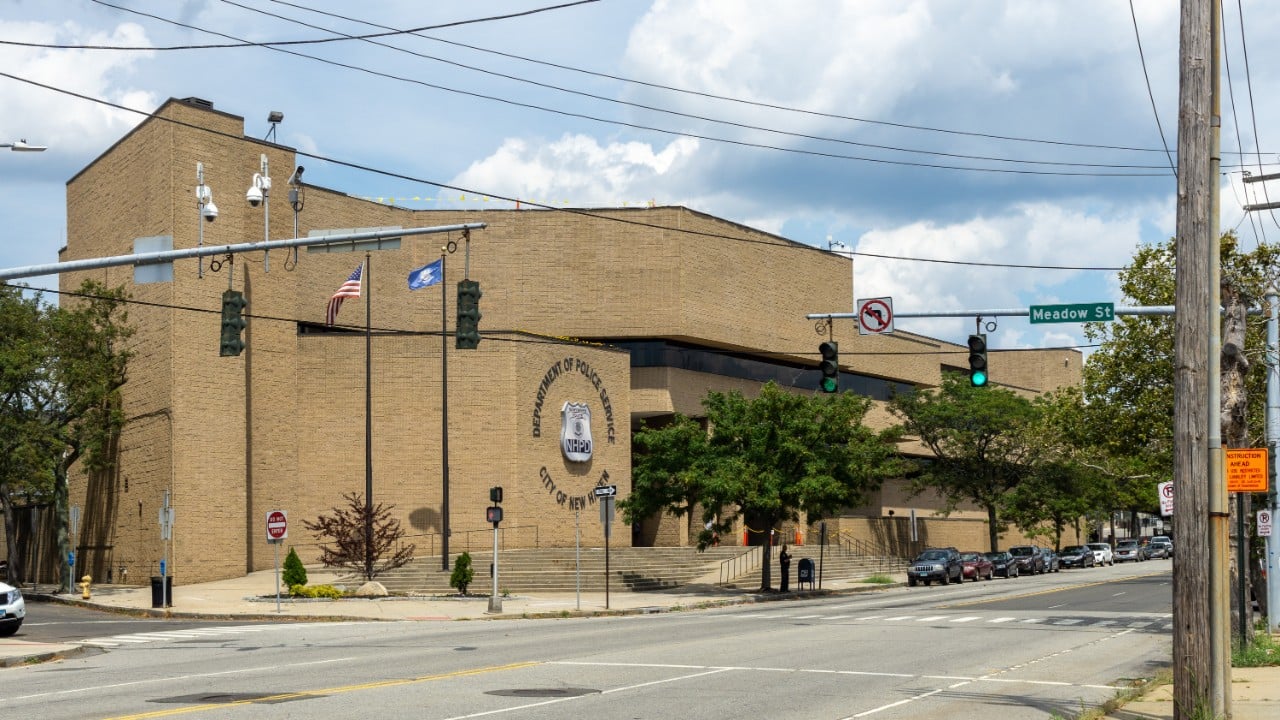 Police station at 1 Union Avenue, New Haven, Connecticut. Built 1973, Designed by Douglas Orr, deCossy, Winder and Associates