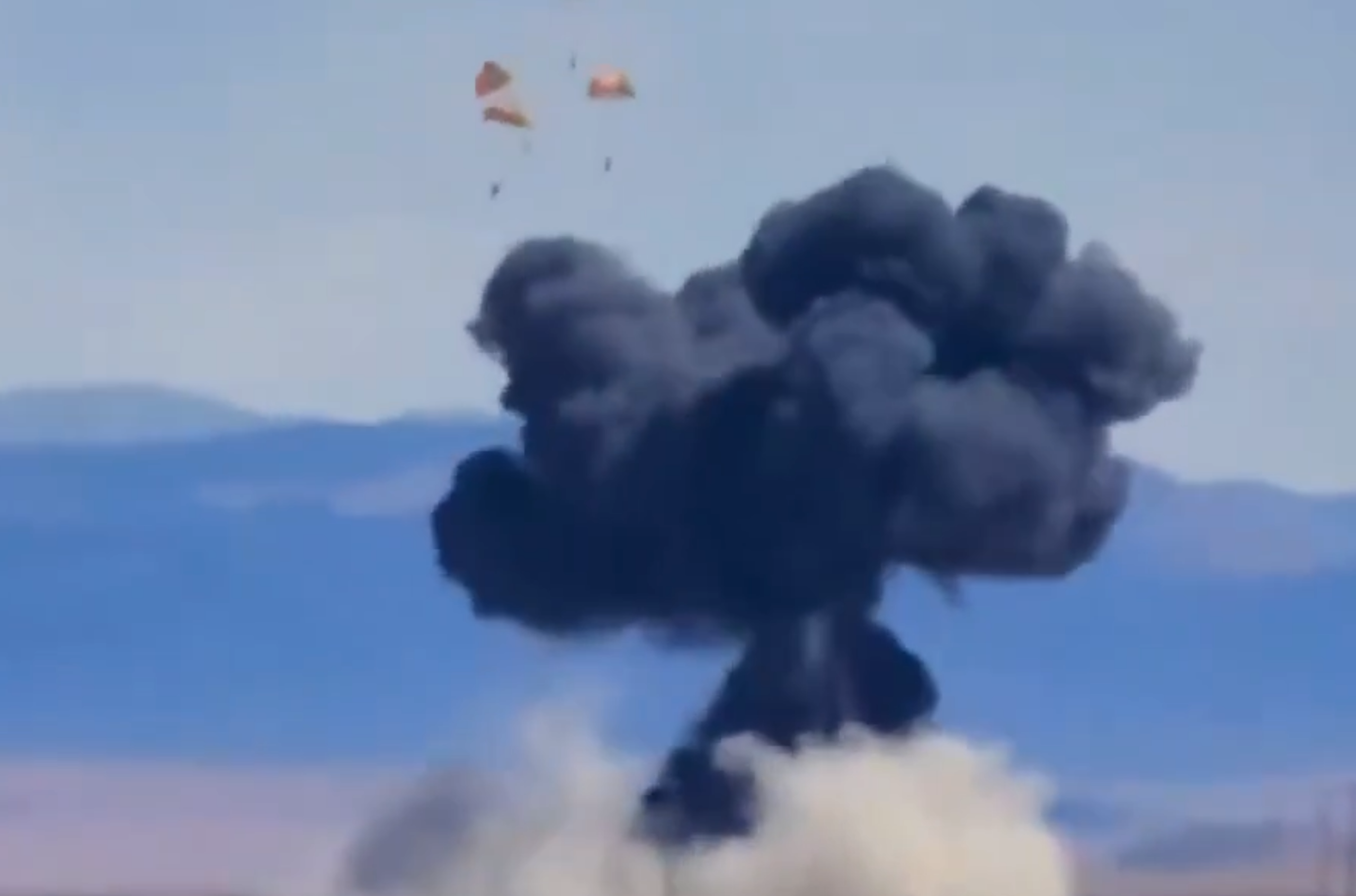 us navy jets collide during air show