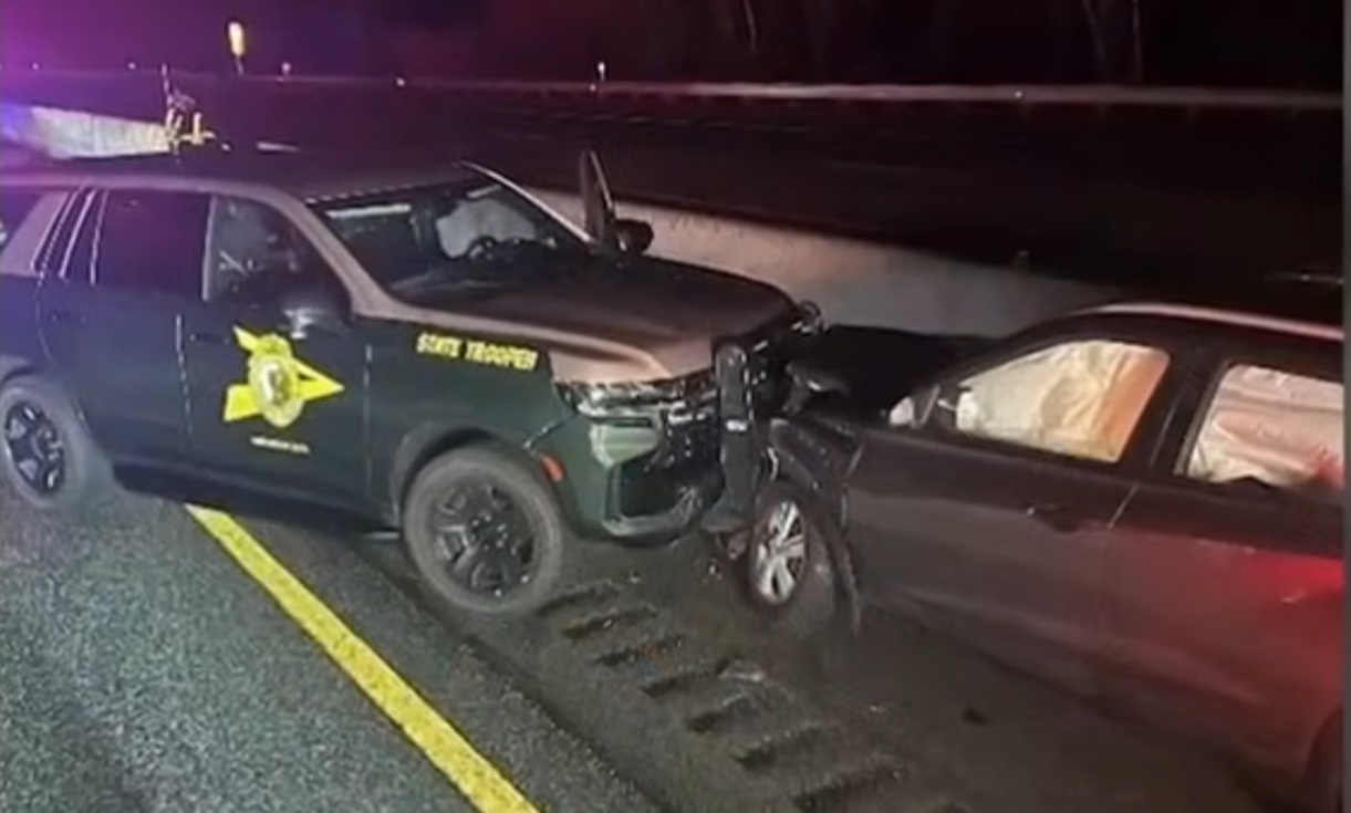 woman hits officer