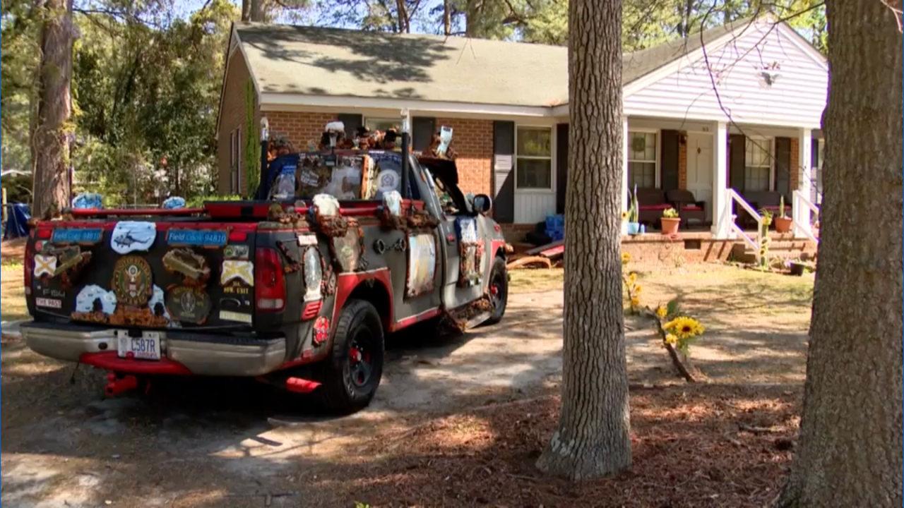 Army veteran has truck full of army memorabilia