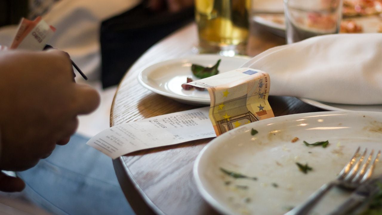 Customer paying a restaurant bill