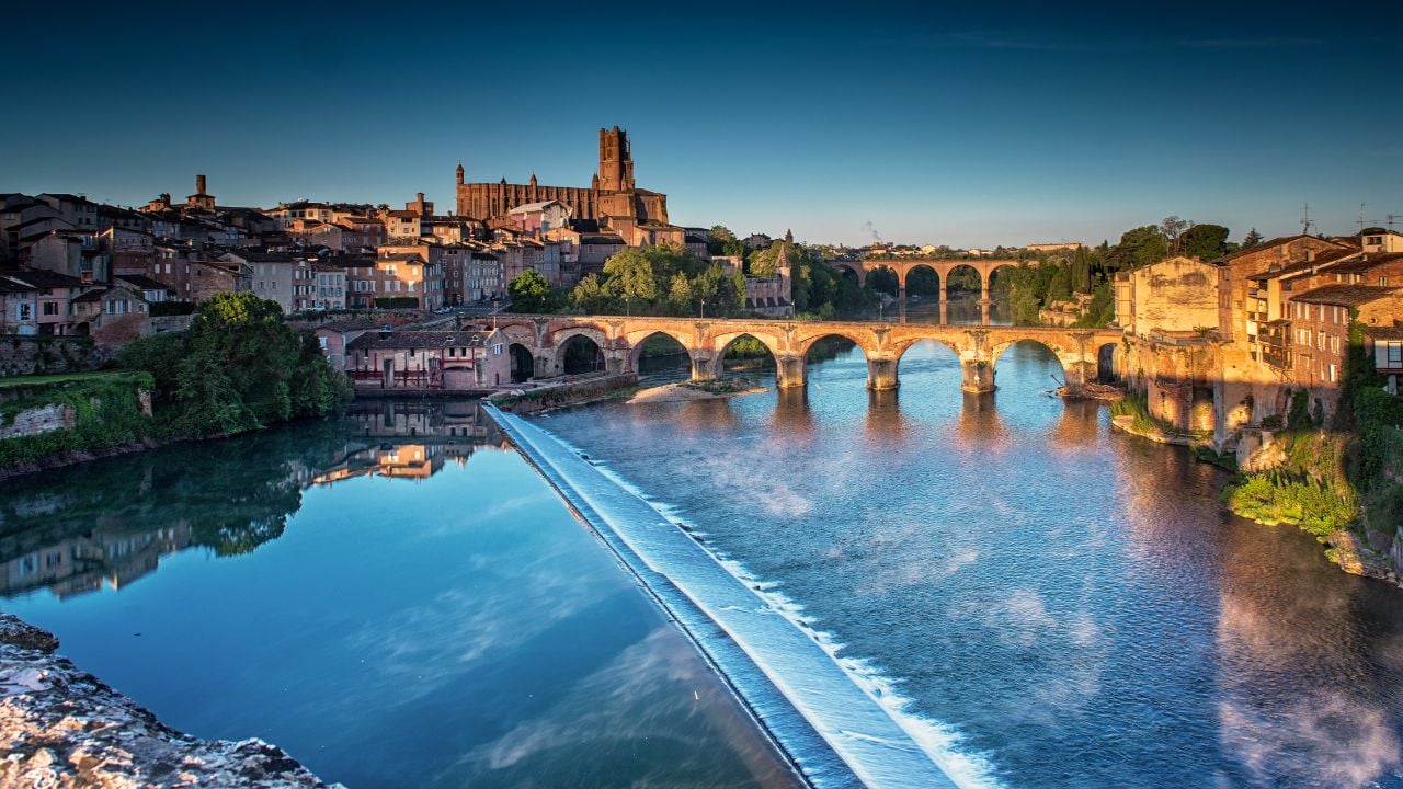 View on the old town of Albi in the morning